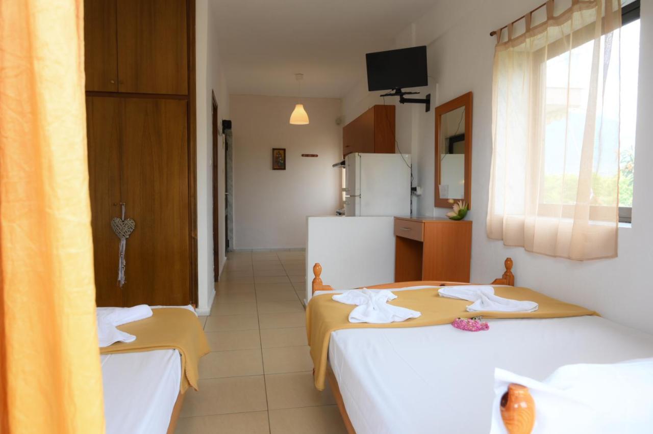 Hotel Geromichalos Paralía Skotínis Zewnętrze zdjęcie