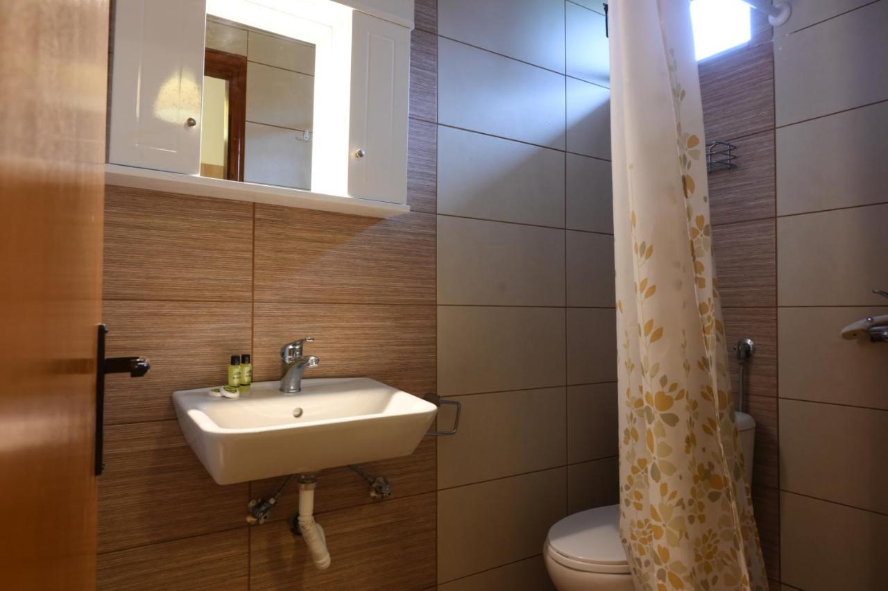Hotel Geromichalos Paralía Skotínis Zewnętrze zdjęcie