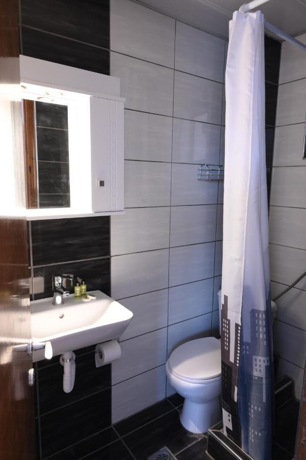 Hotel Geromichalos Paralía Skotínis Zewnętrze zdjęcie