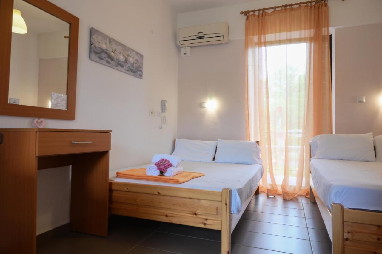 Hotel Geromichalos Paralía Skotínis Zewnętrze zdjęcie
