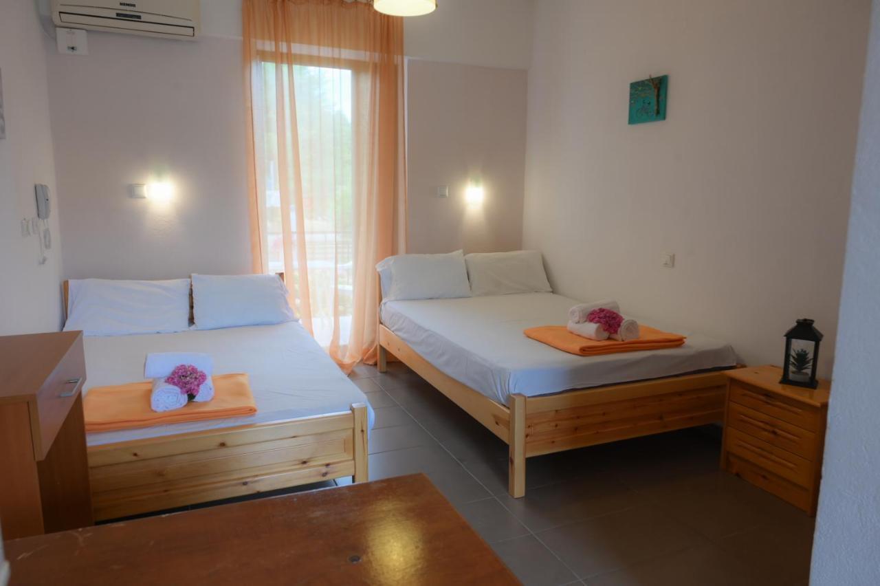 Hotel Geromichalos Paralía Skotínis Zewnętrze zdjęcie