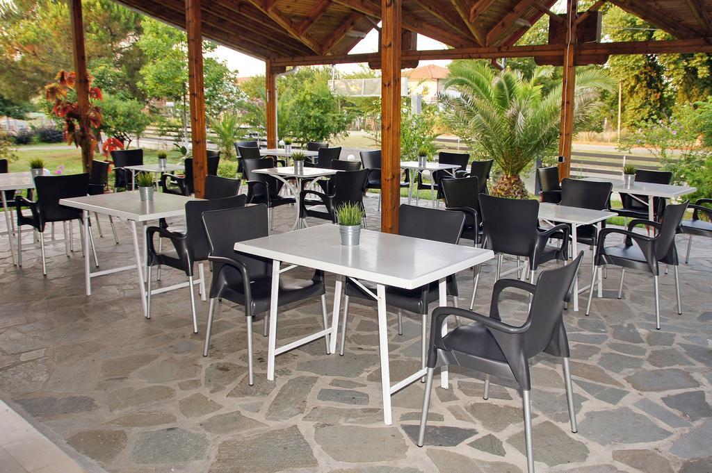 Hotel Geromichalos Paralía Skotínis Zewnętrze zdjęcie
